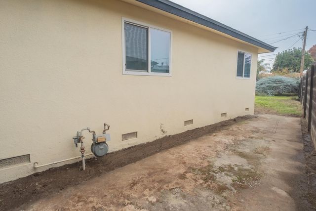 4065 N Eddy Avenue, Fresno, CA 93727