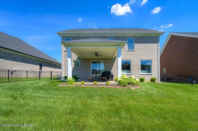 3604 Aspen Creek Dr, Jeffersontown, KY 40299