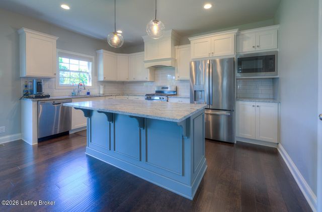 3604 Aspen Creek Dr, Jeffersontown, KY 40299