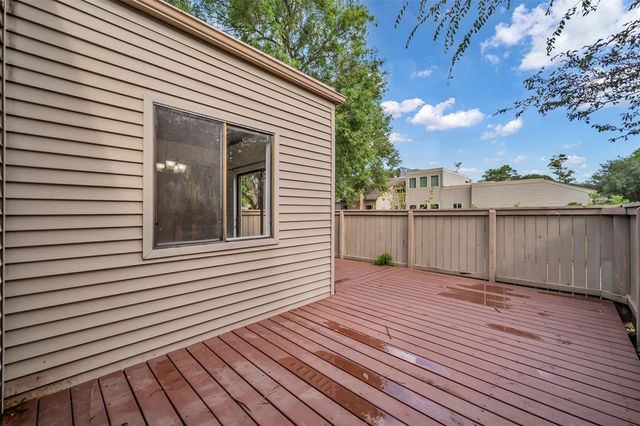 1385 Chardonnay Drive, Houston, TX 77077