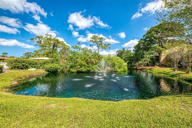 935 SUNRIDGE WAY B4, Sarasota, FL 34234