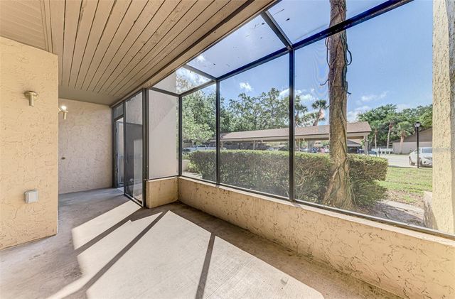 935 SUNRIDGE WAY B4, Sarasota, FL 34234