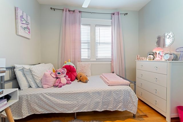 22 Frank St, Worcester, MA 01604