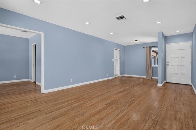 7700 Wilbur, Reseda, CA 91335