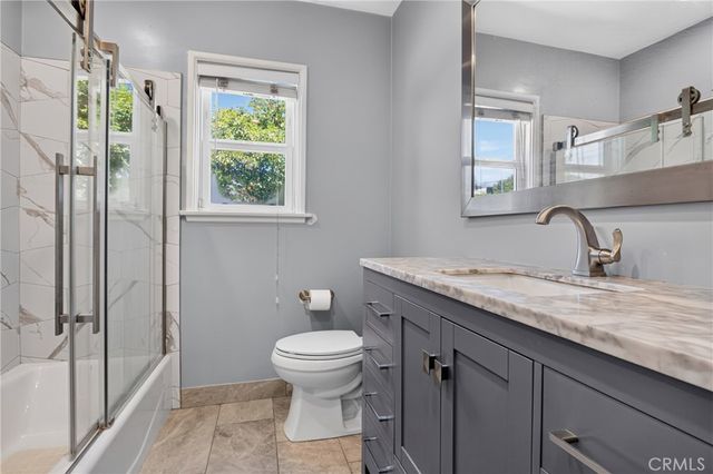 7700 Wilbur, Reseda, CA 91335