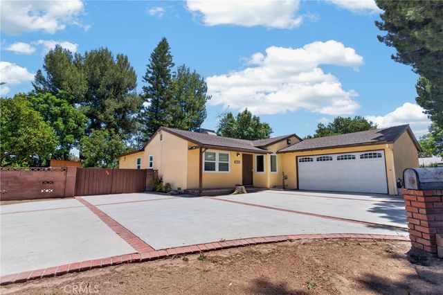 7700 Wilbur, Reseda, CA 91335
