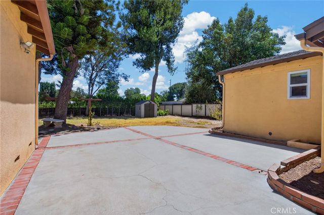 7700 Wilbur, Reseda, CA 91335
