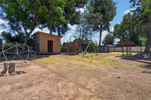 7700 Wilbur, Reseda, CA 91335