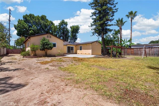 7700 Wilbur, Reseda, CA 91335