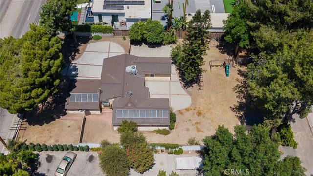 7700 Wilbur, Reseda, CA 91335