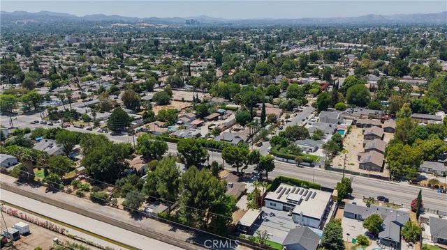7700 Wilbur, Reseda, CA 91335