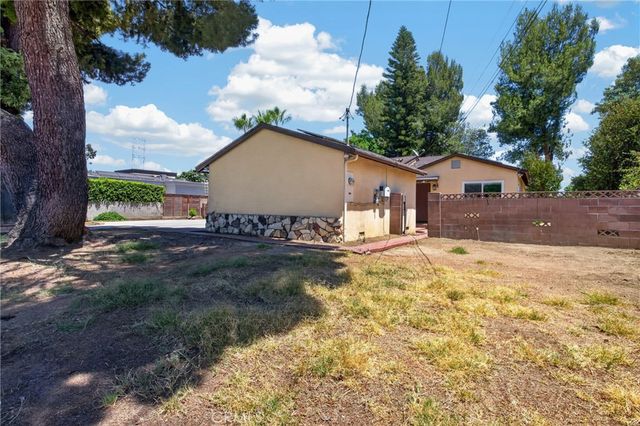7700 Wilbur, Reseda, CA 91335