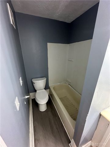 510 W Fairview Avenue, Dayton, OH 45405