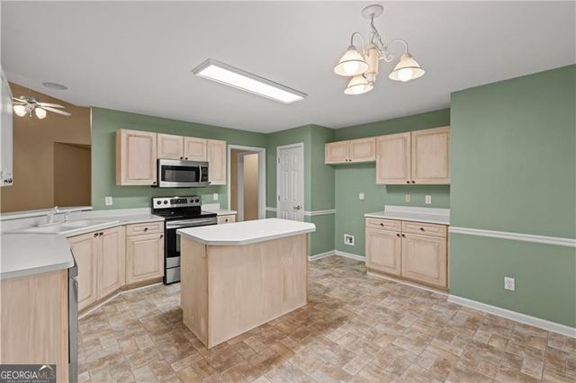 3435 Emily Place, Douglasville, GA 30135