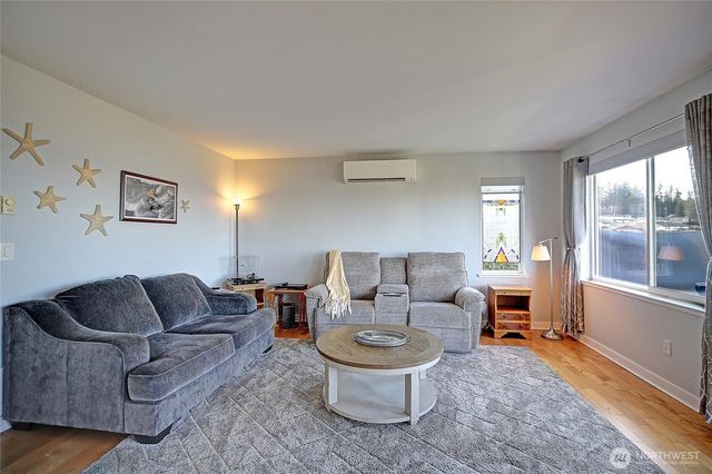 662 Gladstone Drive, Camano Island, WA 98282