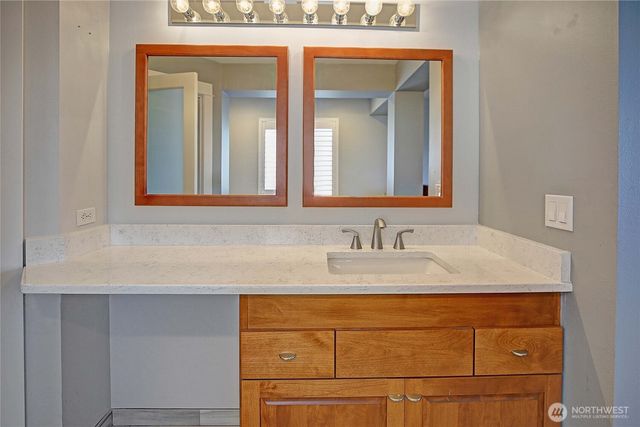 662 Gladstone Drive, Camano Island, WA 98282