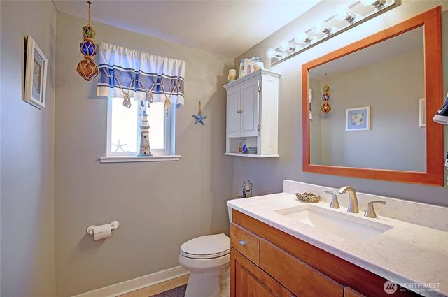 662 Gladstone Drive, Camano Island, WA 98282