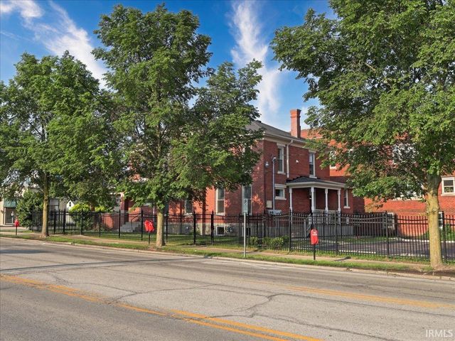 439 E Wayne Street, Fort Wayne, IN 46802