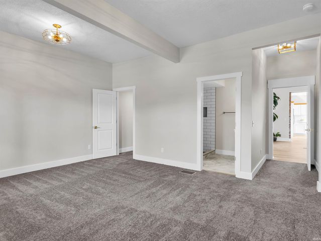 439 E Wayne Street, Fort Wayne, IN 46802