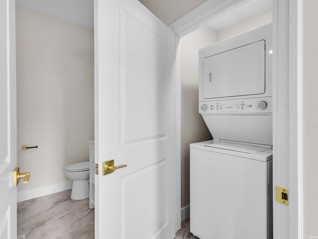 439 E Wayne Street, Fort Wayne, IN 46802