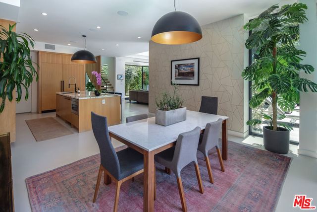 631 N Curson Avenue, Los Angeles, CA 90036