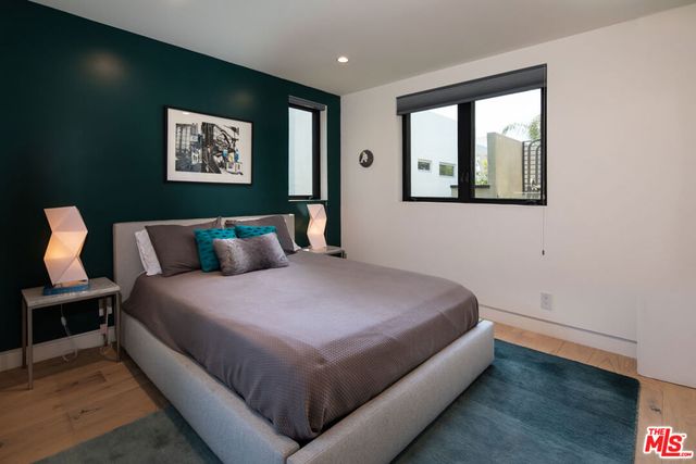 631 N Curson Avenue, Los Angeles, CA 90036