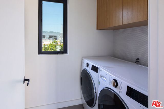 631 N Curson Avenue, Los Angeles, CA 90036