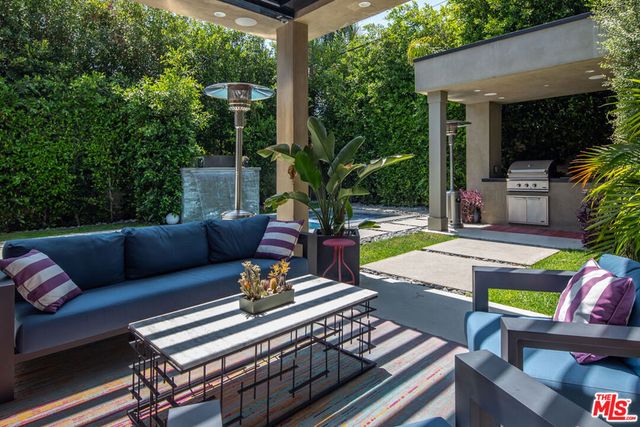 631 N Curson Avenue, Los Angeles, CA 90036