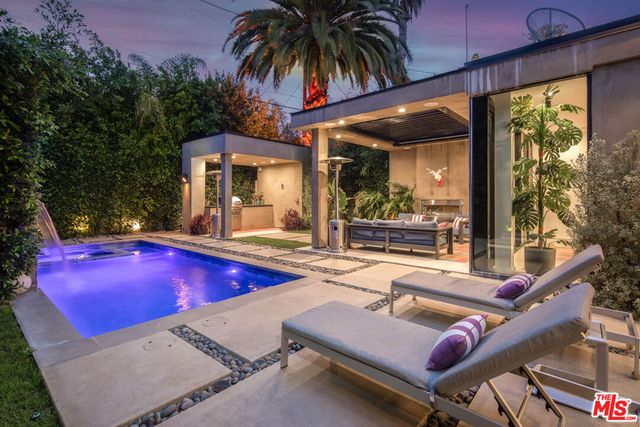 631 N Curson Avenue, Los Angeles, CA 90036