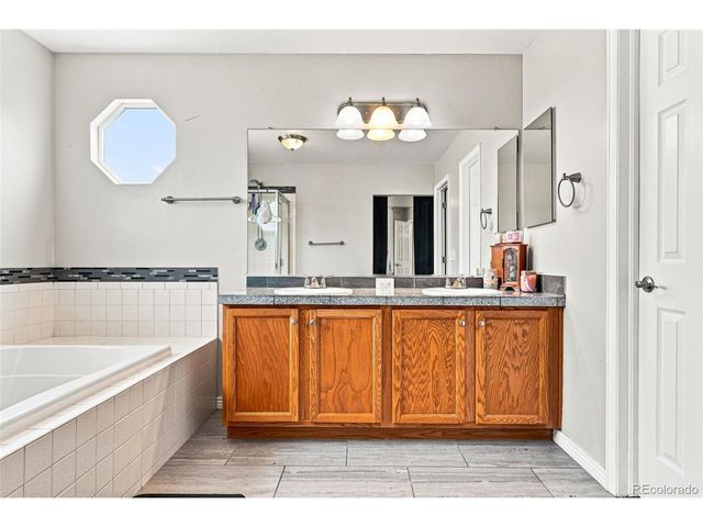 3754 S Orleans St, Aurora, CO 80013