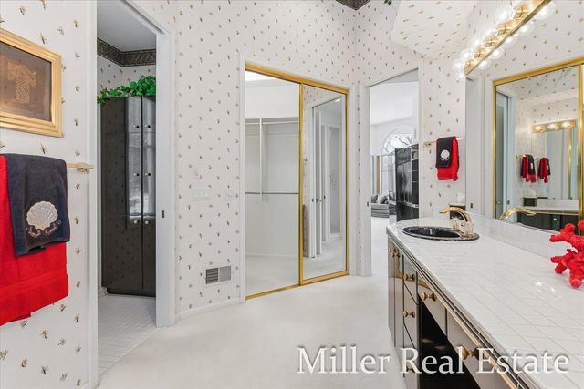 660 Indian Hills Drive, Hastings, MI 49058