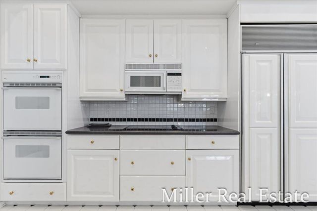 660 Indian Hills Drive, Hastings, MI 49058