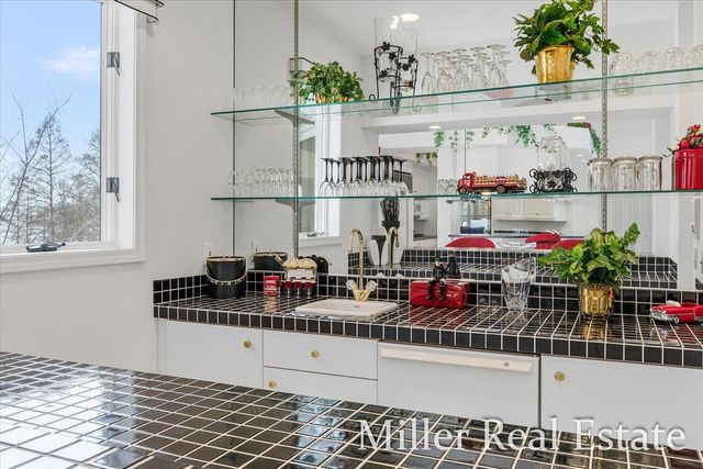 660 Indian Hills Drive, Hastings, MI 49058