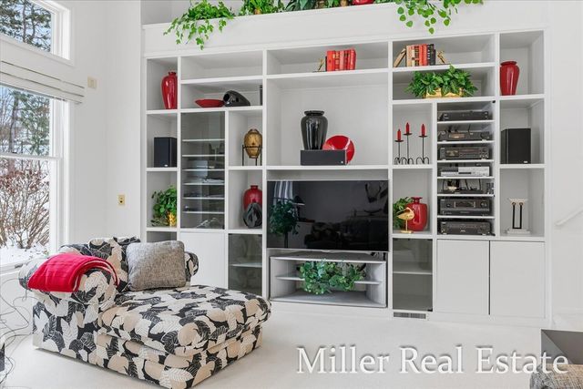 660 Indian Hills Drive, Hastings, MI 49058