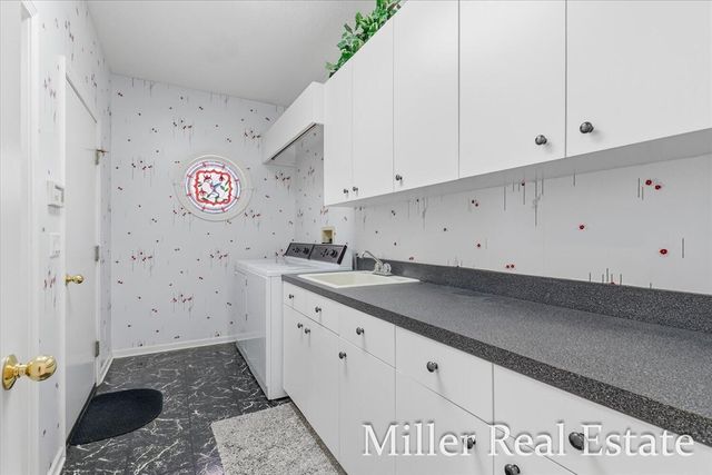 660 Indian Hills Drive, Hastings, MI 49058