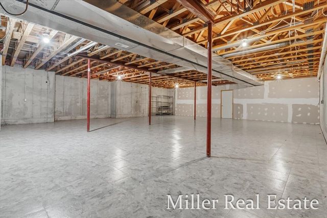 660 Indian Hills Drive, Hastings, MI 49058