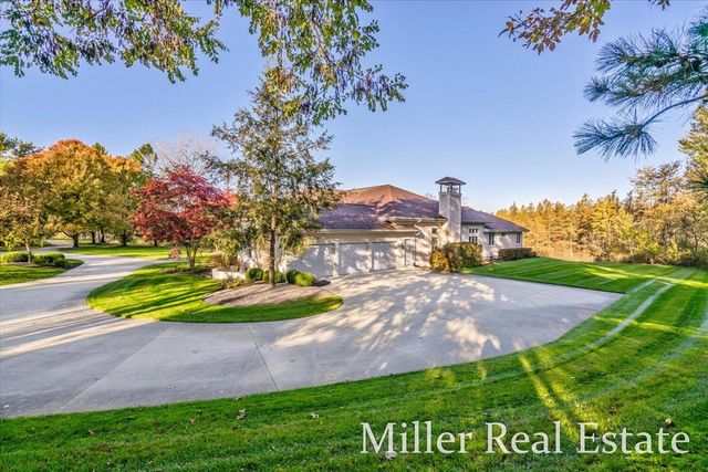 660 Indian Hills Drive, Hastings, MI 49058
