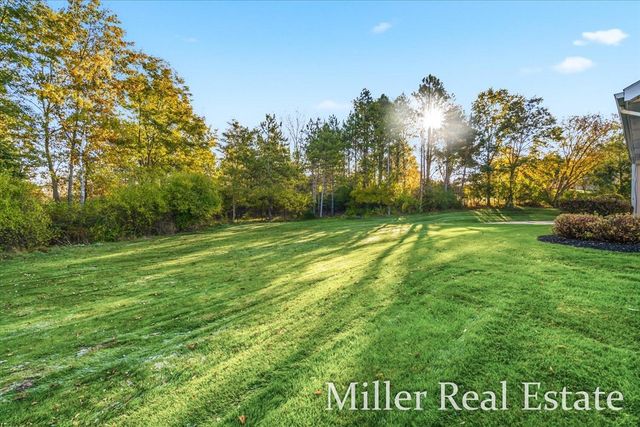 660 Indian Hills Drive, Hastings, MI 49058