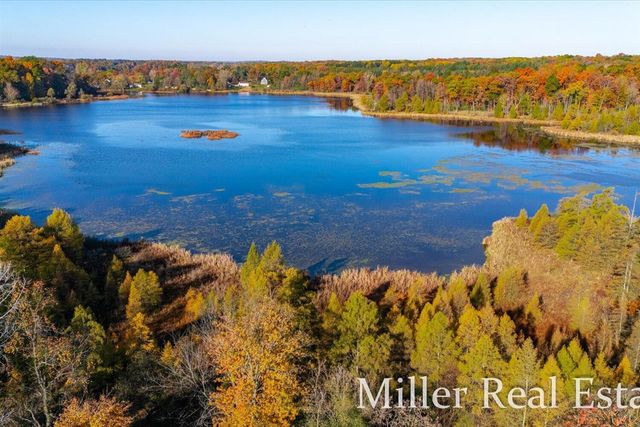 660 Indian Hills Drive, Hastings, MI 49058