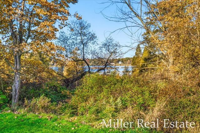 660 Indian Hills Drive, Hastings, MI 49058