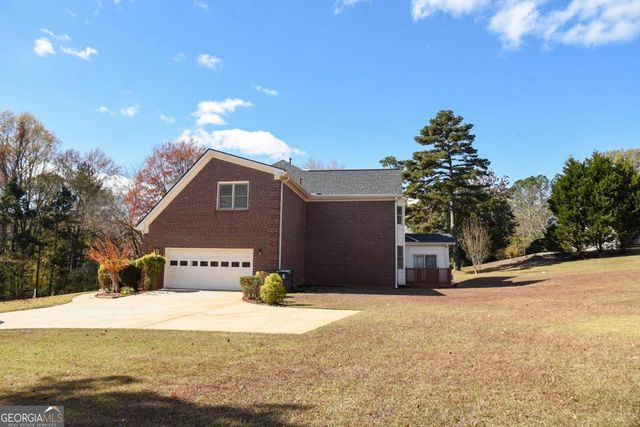 100 Acorn Ridge, Fayetteville, GA 30214