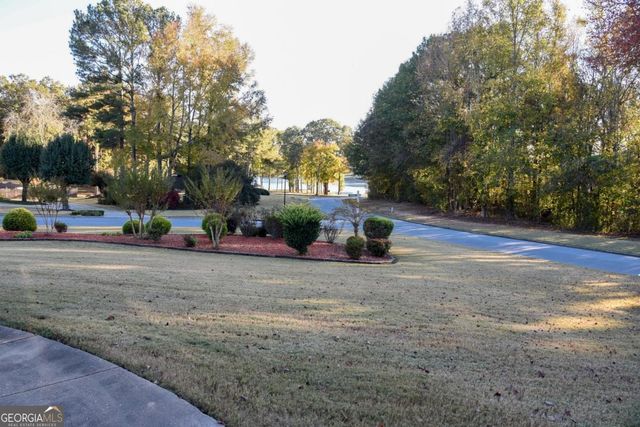 100 Acorn Ridge, Fayetteville, GA 30214