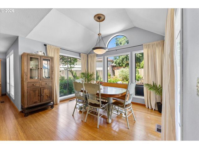 11304 Se NANCY Rd, Vancouver, WA 98664