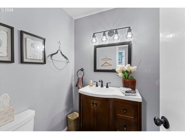 11304 Se NANCY Rd, Vancouver, WA 98664
