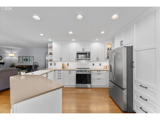 11304 Se NANCY Rd, Vancouver, WA 98664