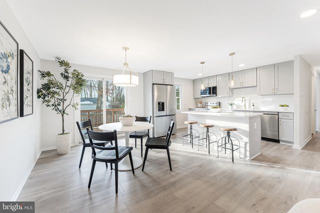 1540 POWELLS TAVERN PL, Herndon, VA 20170