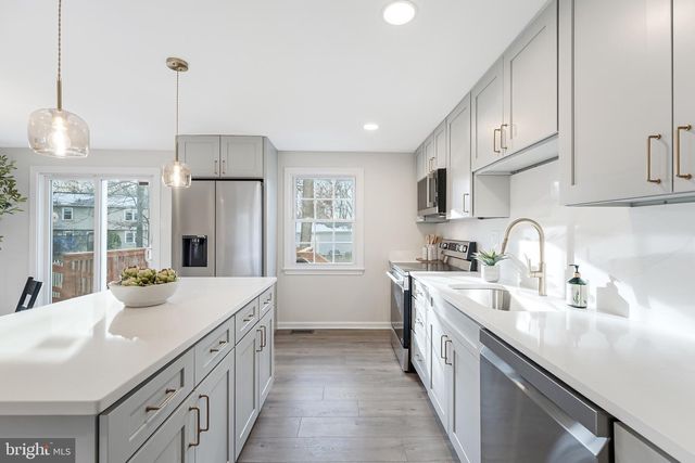 1540 POWELLS TAVERN PL, Herndon, VA 20170