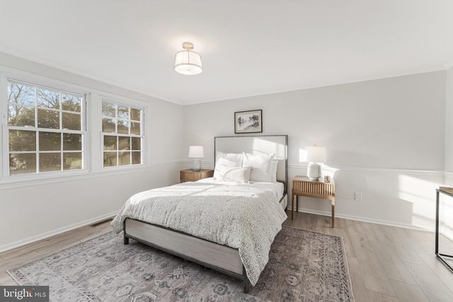 1540 POWELLS TAVERN PL, Herndon, VA 20170