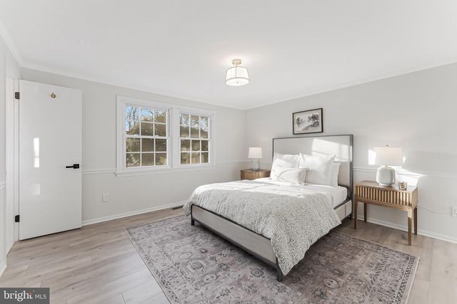 1540 POWELLS TAVERN PL, Herndon, VA 20170