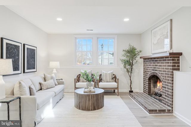 1540 POWELLS TAVERN PL, Herndon, VA 20170